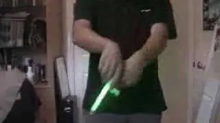 Glowstick Tutorial by Glowsticking.com