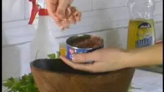 Make & Serve Homemade Cat Food : Mix Ingredients for Tuna Cat Treats