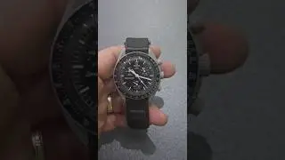 Swatch x OMEGA Bioceramic MoonSwatch Mission to the Moon watch.&nbsp;