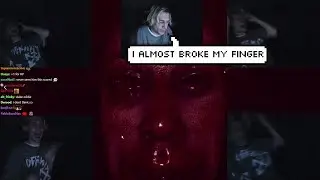 xQc Can't Stop Getting Jumpscared playing Dead Signal