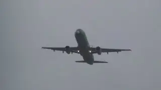A321 China Eastern go around B-9903 at Hamburg Airport