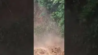 #mumbai #maharashtra #vasai #rain #redalert #heavyrain #mausam #2025 #august #song #hills #live 🌧️🌧️