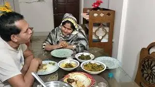 খেতে খেতে গল্প
