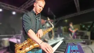 I don't play piano