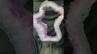 amethyst on swivle stand