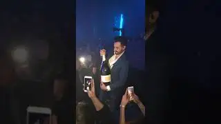 Big Champagne Bottle Fail - 983044