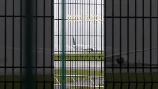 787 Dreamliner Takeoff From Manchester Airport #christmas #petshub #planespotting