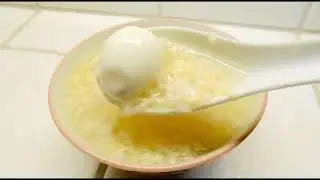 Fermented glutinous rice wine served with quail eggs & egg dropped flower酒釀蛋花鵪鶉蛋糖水