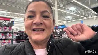 Enseñándoles lo nuevo de Walmart