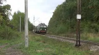 ET22 - empty and loaded freight trains