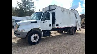 2010 International DuraStar  4x2 Pac-Mac Garbage Truck (70,208 Miles)-Not Running