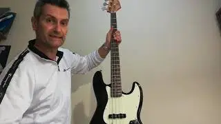 unboxing relic and setting SX SJB62BK Vintage Jazz Bass 62 BK - part 1