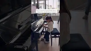 Classical little pianist playing on a public piano 🔥🎶 #kidspiano #piano #pianomusic #publicpiano