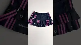 Переделайте старые спортивные штаны Adidas в плиссированную мини-юбку, вдохновляясь идеей передел...