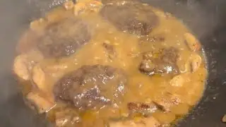 Домашние стейки Солсбери на ужин 🥘 #ужин #лайкииподписки #готовимслюбовью #стейксолсбери