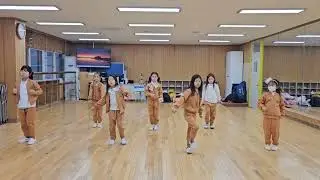 D부 HUNTR/X - TAKEDOWN