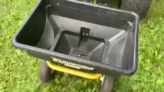Yardworks 85 Lb Pull-Type Spreader