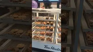 Which coffee chains in Canada rival Tim Horton's? ☕️👀💡#coffeetime#morning #canada #canadalife