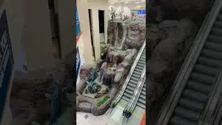 Inside the Navy Exchange Mall Hawaii. #hawaii #mall #fountain l