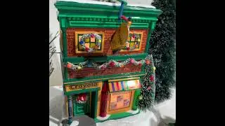 Department 56 Snow Village Crayola Crayon Store & Crayola Holiday Coloring Party Figure