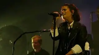 Silbermond - Verletzen Live im Theater des Westens Berlin 30.09.2023