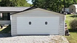 358 Hamilton Road -  BEAUTIFUL HOME WITH AMAZING OUTDOOR LIVING/ENTERTAINMENT AREA