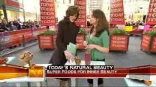 Skinny Chef Jennifer Iserloh Discusses Beauty Foods