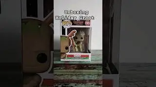 unboxing Holiday Groot Funko pop #funko #funkopop #guardiansofthegalaxy #marvel #disneyplus #toys