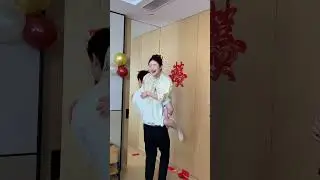 I can't stop watch this wedding. It's so cute and funny. #China #wedding