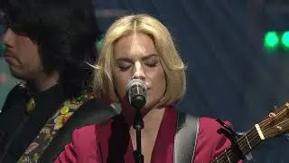 Holly Arrowsmith, Ben Woods, and ensemble perform 'Cherry Pie' by Fazerdaze