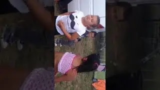 Petite gitane danse sur du Jul