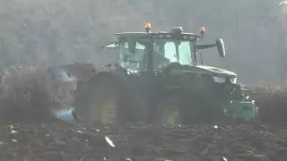 Ploughing with John Deere 6R 185 & four furrow plough