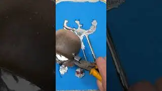 Silver metal vs captain siren head 😁