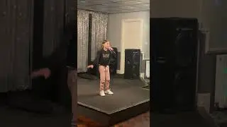 Elizabeth Lyons Age 9 Into the unknown- live gig