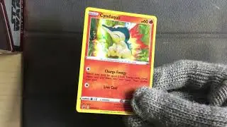 Cyndaquil SWSH221 - Pokemon Spring 2022 Collector Chest Promo Card