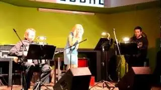 Ani Frece - &Scaron;el si mimo (live)