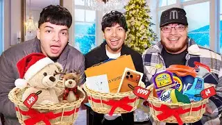 MEXICANS MAKE CHRISTMAS BASKETS ON A BUDGET CHALLENGE! (GOT KICKED OUT)