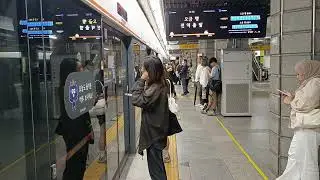 N&aring;r metroen ankommer, Seoul