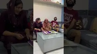 Aaj shadi ki album dekhi..#minivlog #dailyshorts #shorts #family #familyvlog #village