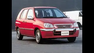 Toyota Raum,  не уступил столбу дорогу. Первая машина на стапеле.
