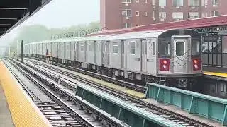 Manhattan bound R142 (2) train entering and leaving Bronx Park East, in the Bronx. #r142 #2train