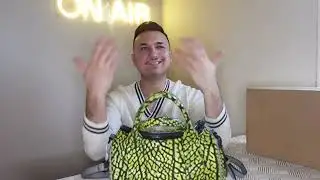 The Luxury closet unboxing