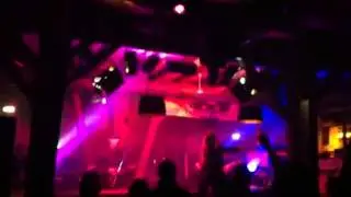 Iris Boanta Fast Lane Coverrock plays ACDC Highway to Hell