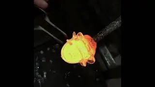 Passion in Glass- glass blowing captivating movements!  #glassblowing #glassart #glass