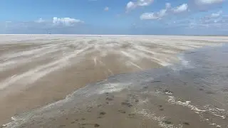 Sommerflut auf der Sandbank - Brandung, Brutv&ouml;gel und fliegender Sand
