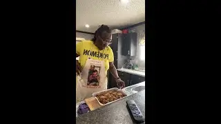 Mrs Netta cook the delicious chicken dinner for Charles !!