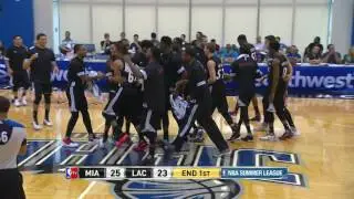 Damion Lee Hits Full Court Buzzer Beater