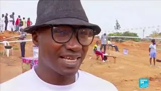 Uganda general election: Voters choose between long-time leader and popstar politician