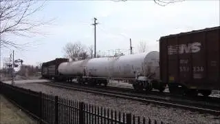 NS 9233 leads NS 12R thru Orange, Virginia