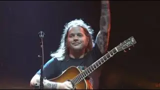 Billy Strings rips Flatt & Scruggs' 